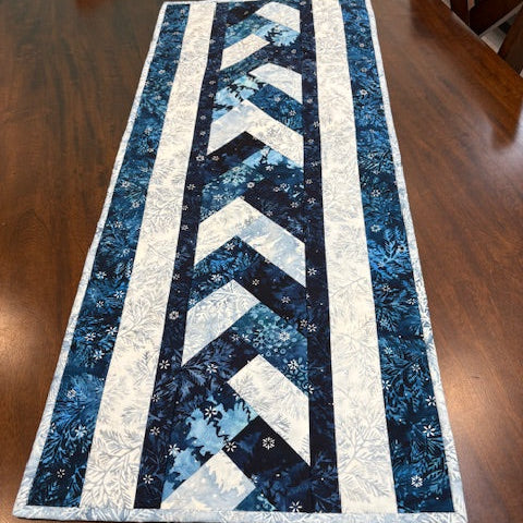 QAYG Venice Table Runner