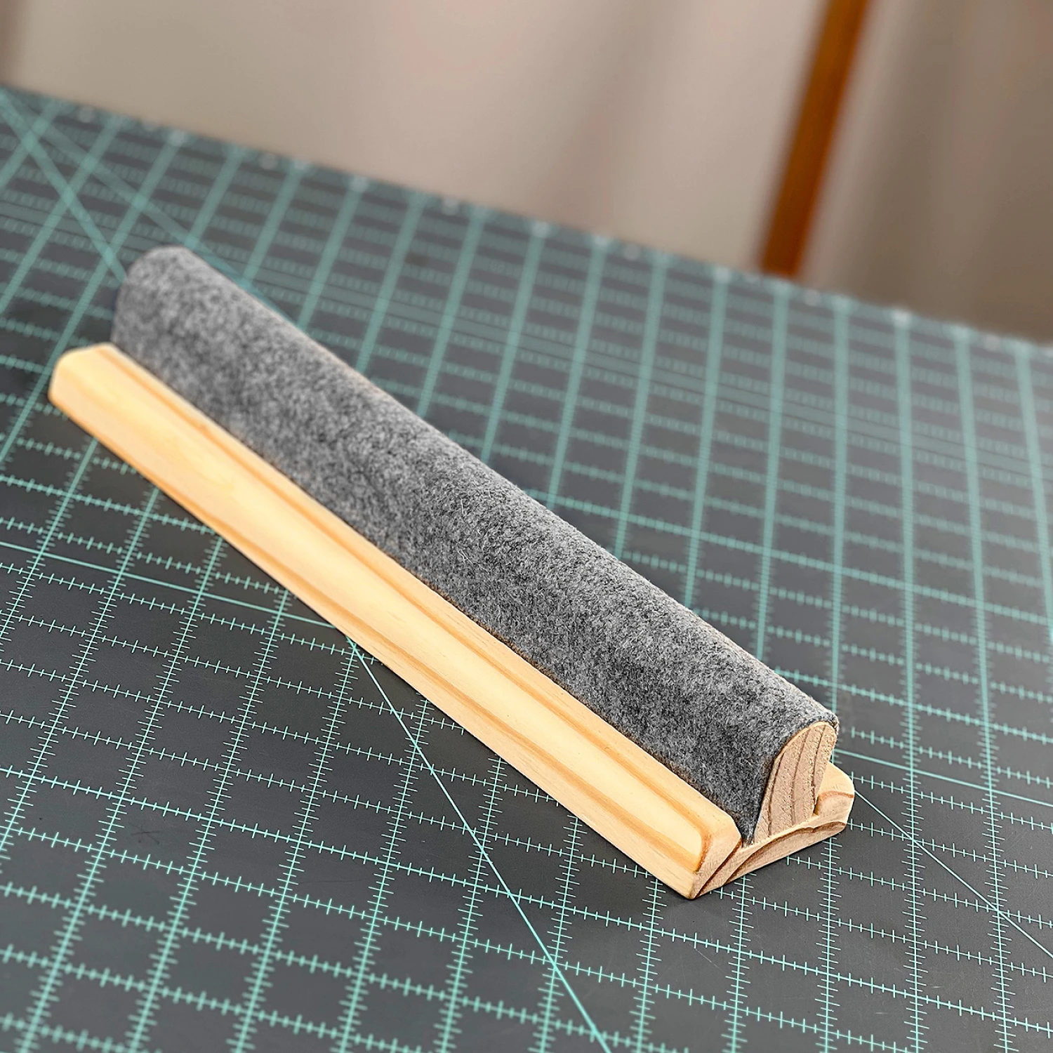 the Gypsy Quilter Presser Bar